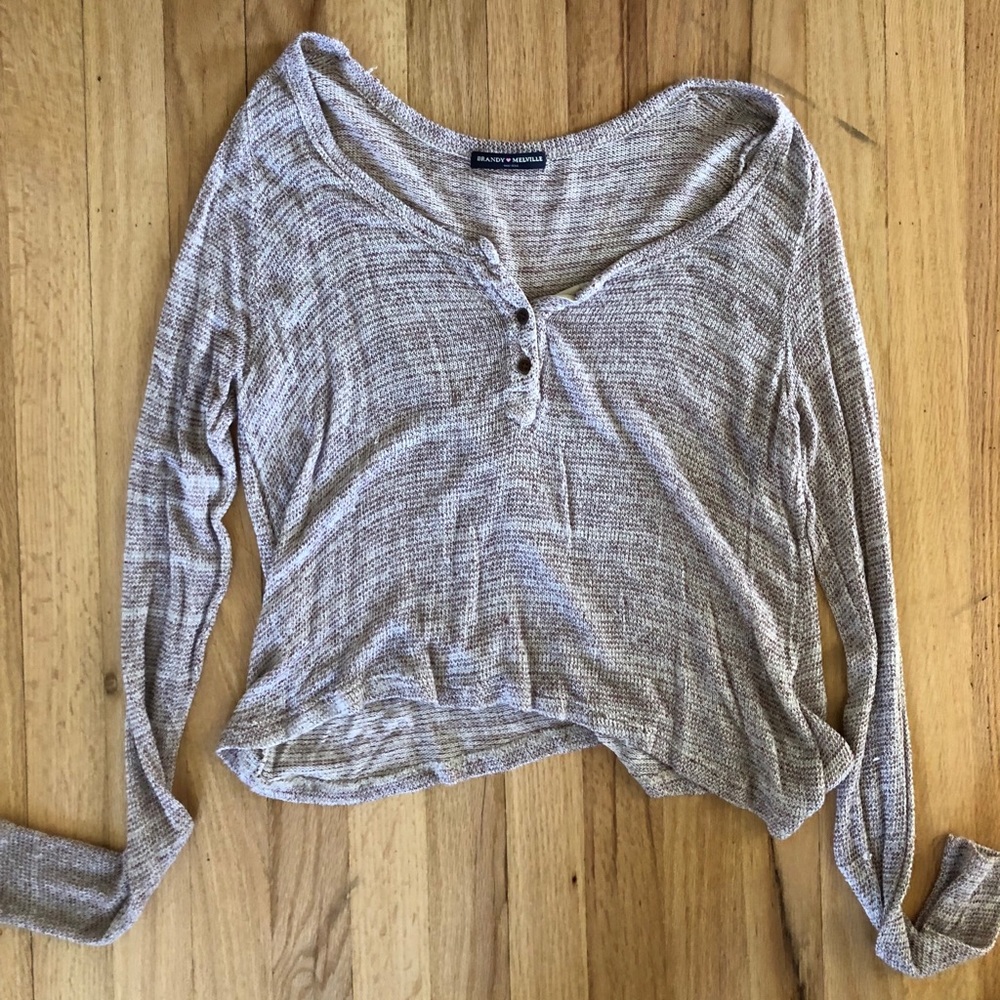Woven burgundy sweater, slightly cropped